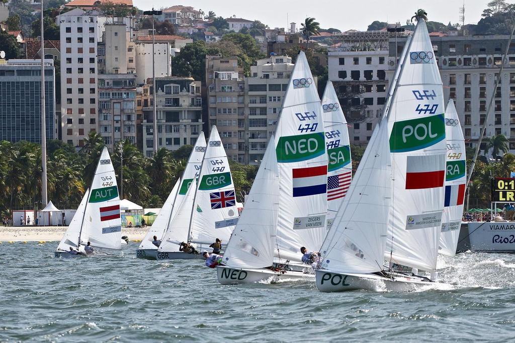 Fleet splits just after the start - Womens 470 medal Race, Rio Olympivs - photo © Richard Gladwell <a target=